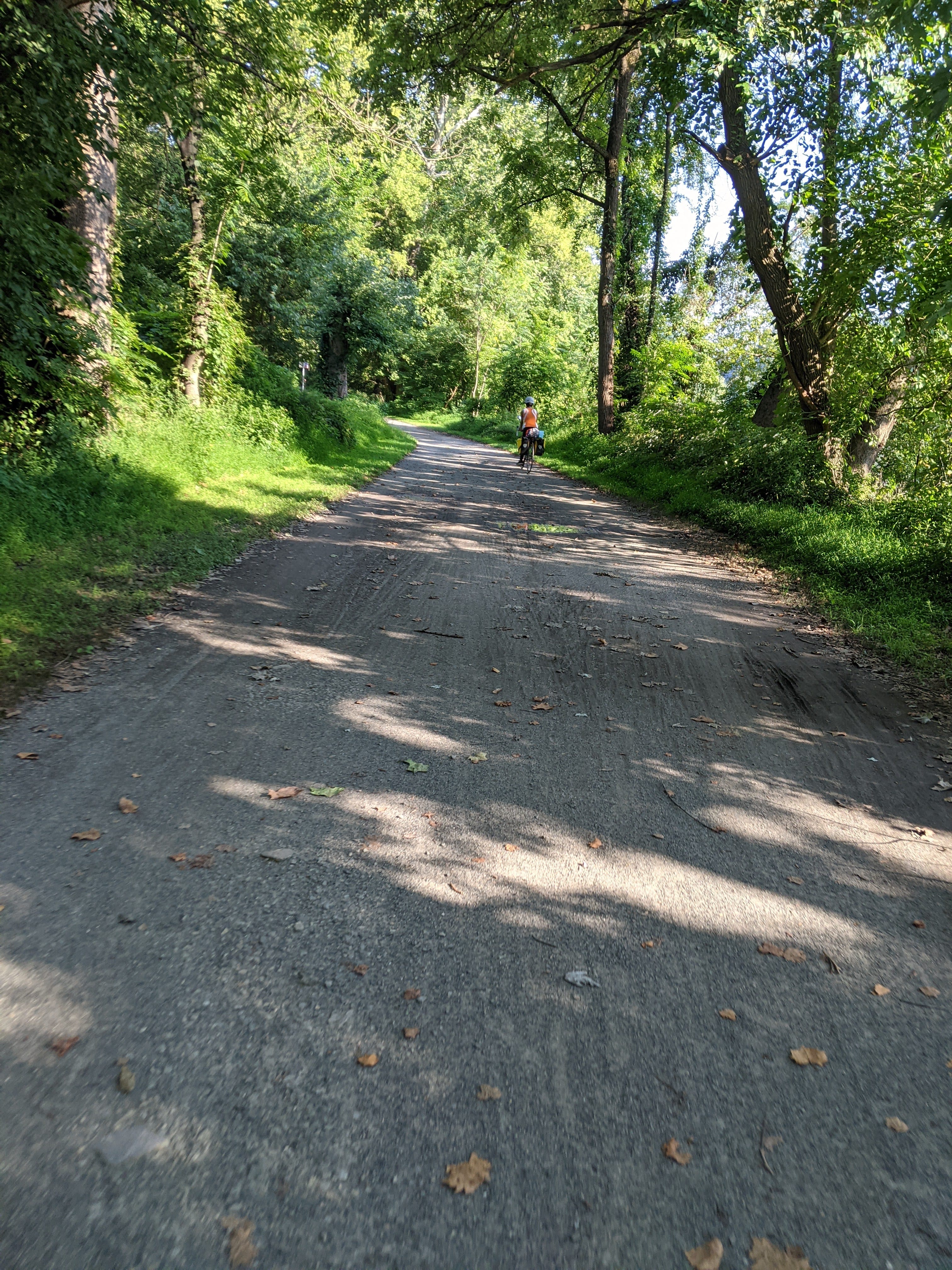 The character of the trail changed as we enterred Manayunk, becoming mostly unpaved with occasional segments along boardwalk.